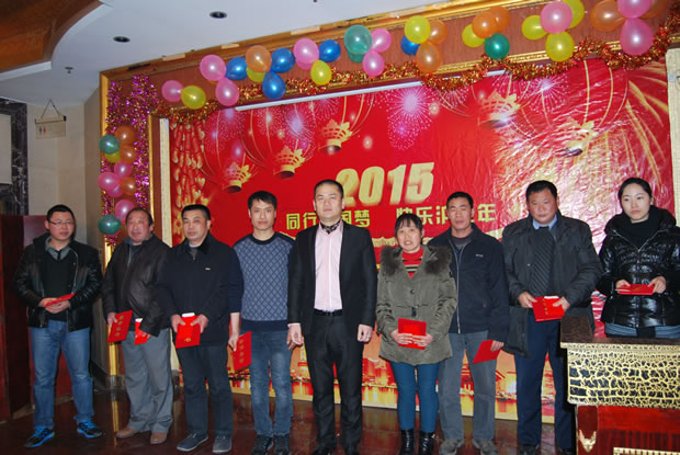yT(mn)F(tun) 2015 (hu)-4
